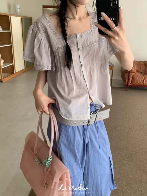 排扣蕾絲傘狀襯衫